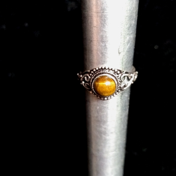 121 Tiger Eye Silver Gemstone Ring size 7.5 stamped 925 shipping sale - Picture 2 of 8